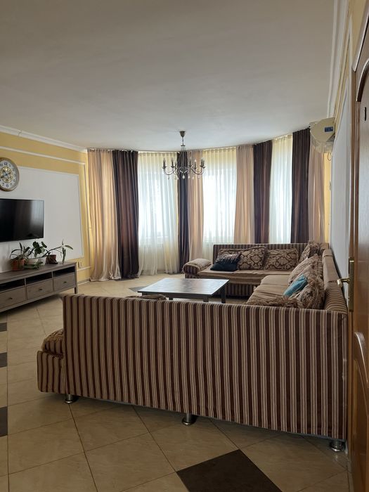 Коттедж , гостевой дом в аренду