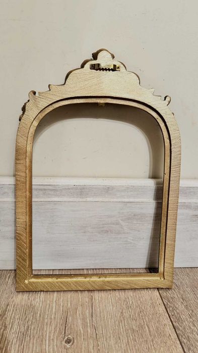 Голяма рамка за стена, бароков стил.