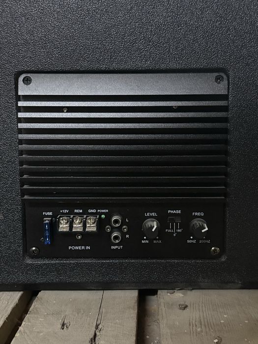 Pioneer сабфувер