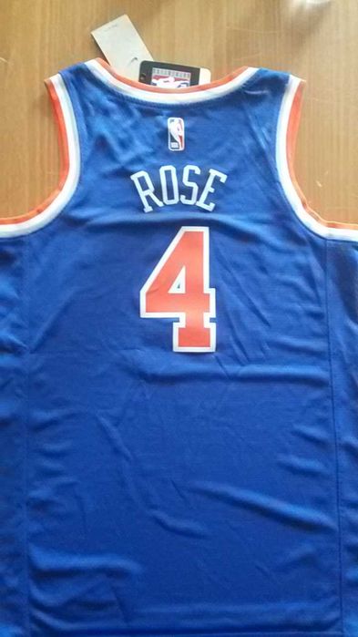 Баскетболен потник на Derrick Rose/New York Knicks.Aвтентичен.Размер S