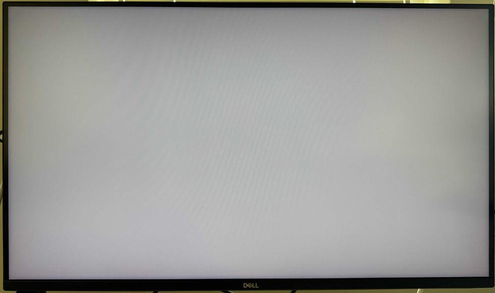 Геймърски Монитор Dell G3223Q 32" IPS 4K 144Hz в перфектно състояние
