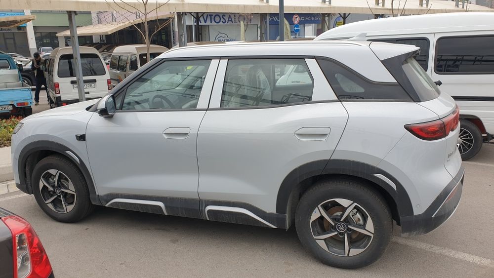 Нотариусга таёр Byd Yuan Up Smart Drive 401km. 4позиция Full Ресталинг