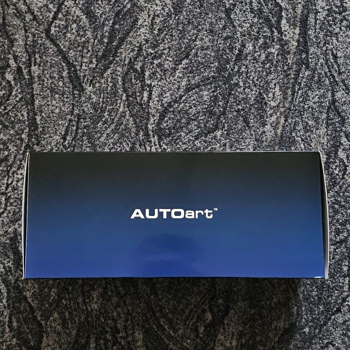 AUTOart  Chevrolet Camaro ZP1 2018 1:18.