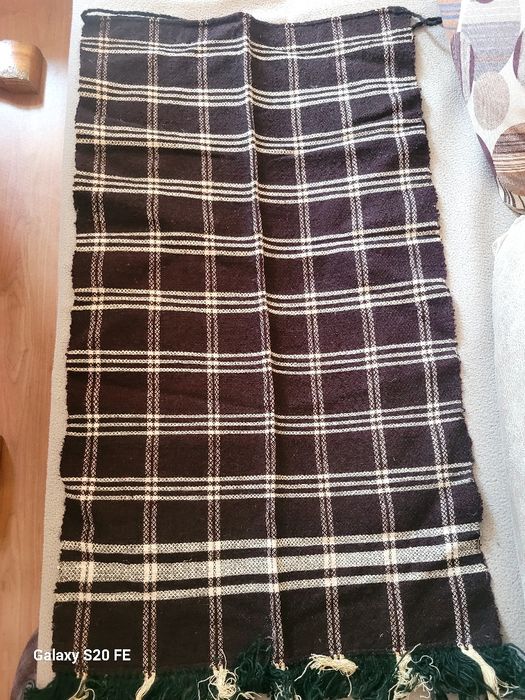 Вълнени,тъкани престилки