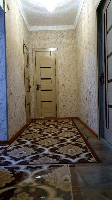 Murabod tumani Qo'yliq-4 mavzeda 2 xonali uy sotiladi