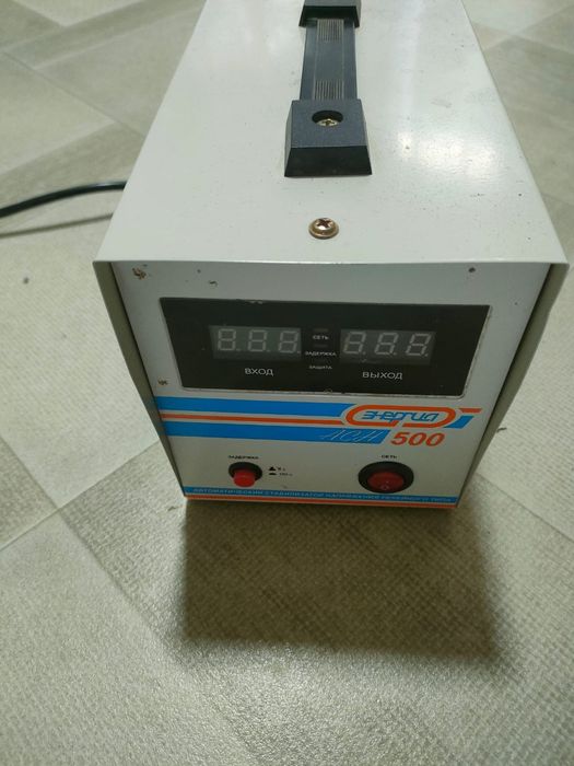 Стабилизатор напряжения