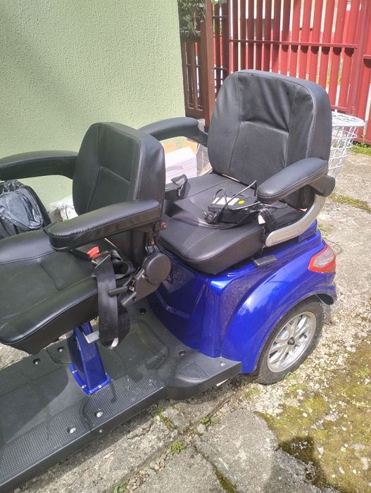 Tricicletă electrica cu doua locuri ZT 18