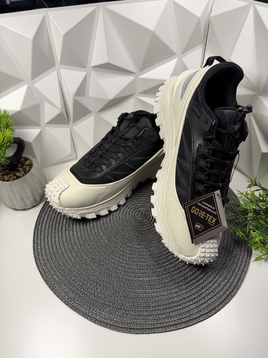 Moncler TrailGrip GTX