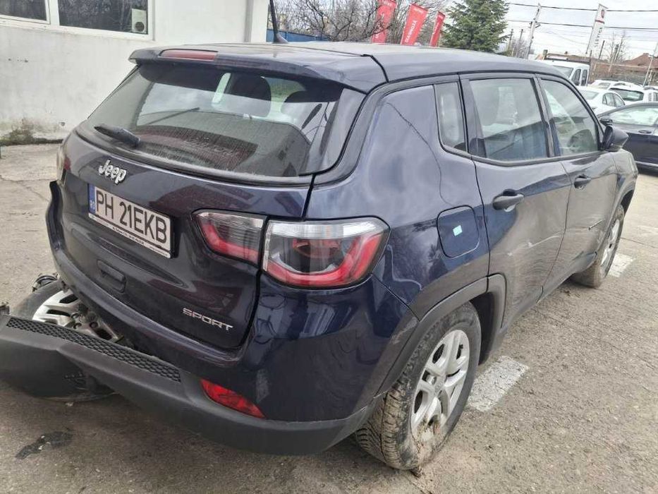 AVARIAT JEEP COMPAS _2018_benzina_manual