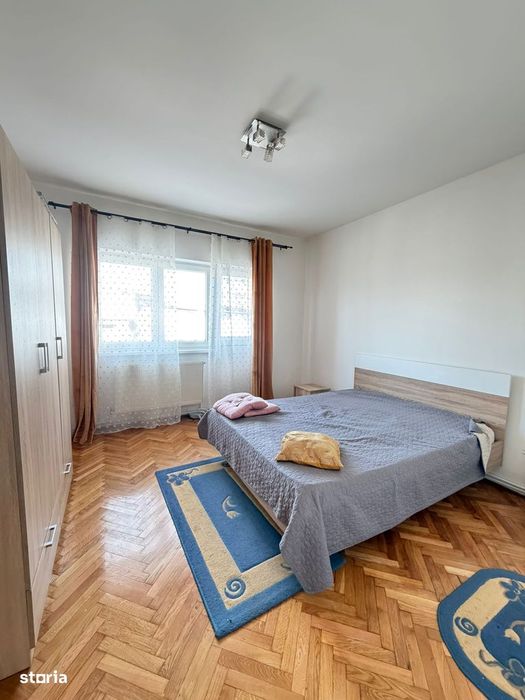 Etaj I | Apartament decomandat cu 3 camere | Semicentral