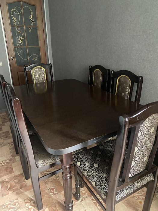 Продам стол со стульями