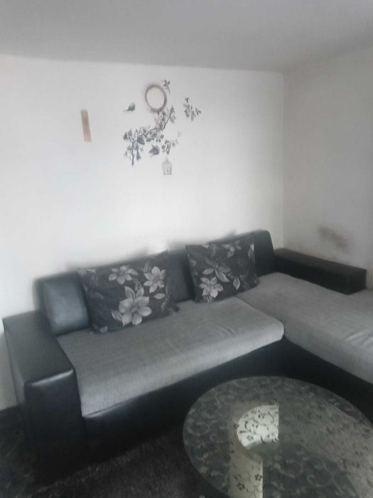 1842-Продава се двуетажна тухлена на гредоред къща в кв. Житница!