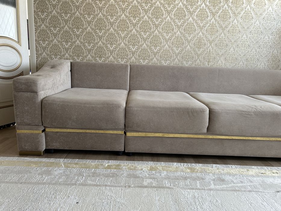 Продам диван 3 метровый