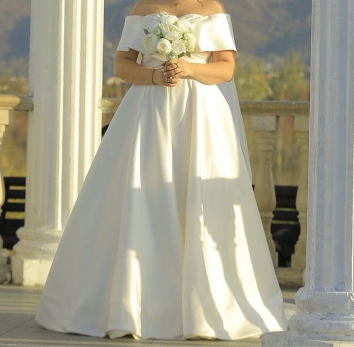 Свадебное платье, атлас