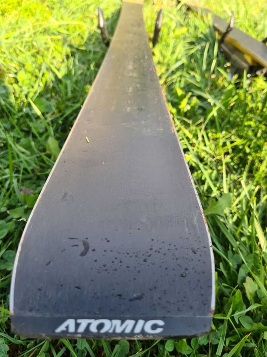 Зимни ски ATOMIC