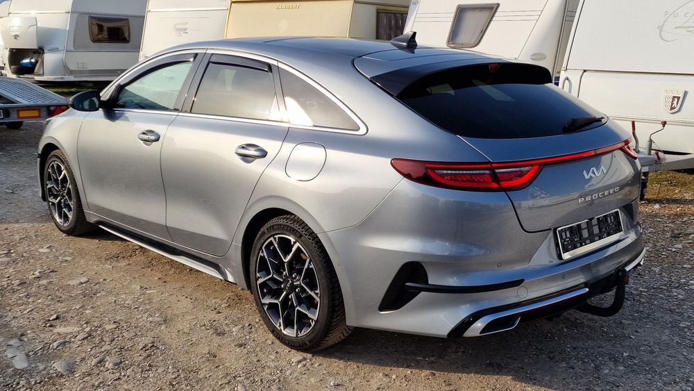 KIA PROCEED  GT LINE  Бартер за каравана или кемпер