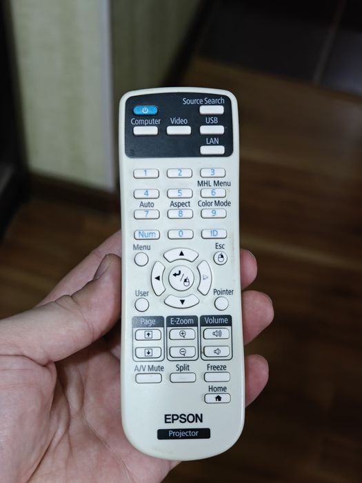 Проектор Epson EB-S04 (HDMI)