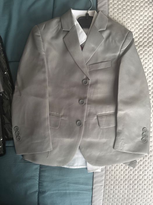 Детски официален костюм сив за 5годишно момченце и за 3годишно момче