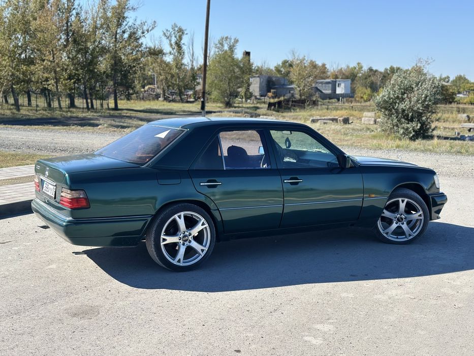Продам Mercedes benz e 200