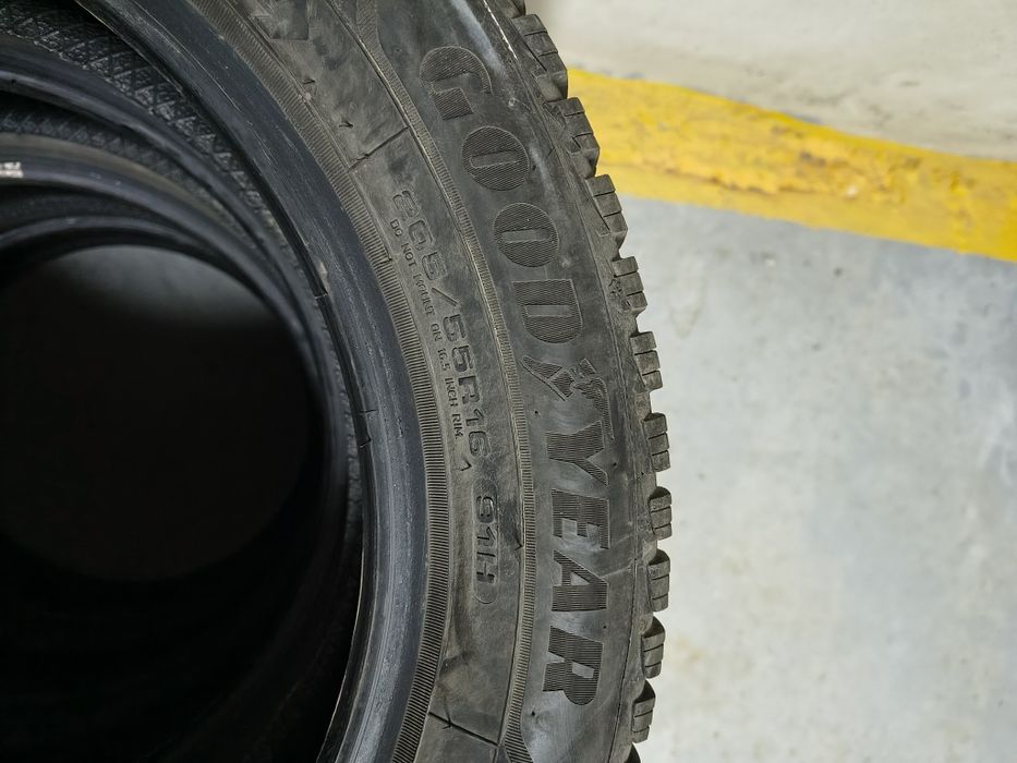 Зимни гуми 4 бр. GoodYear UltraGrip 9+ 205/55/16 /  DOT21