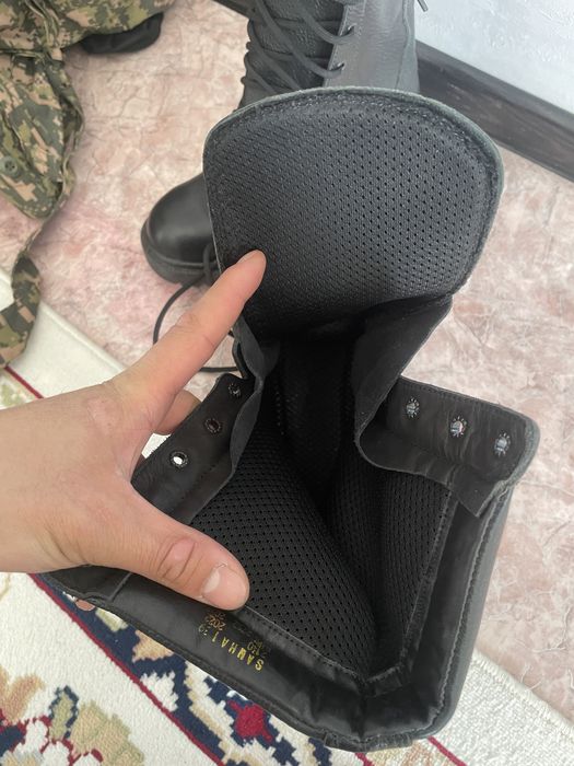 Продам Берцы