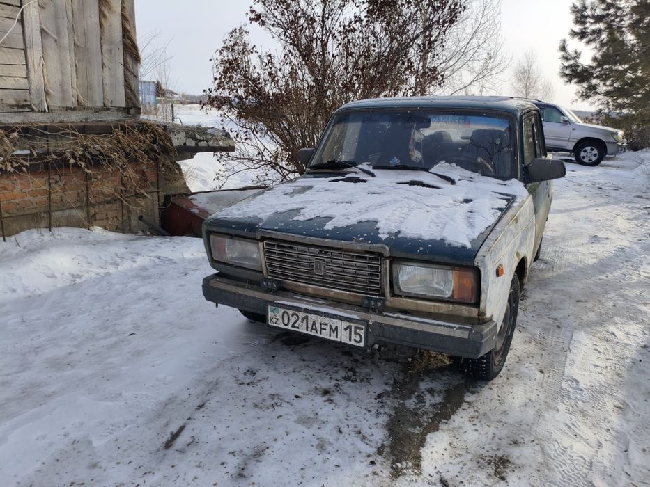 Продам ваз 2107  2 машины