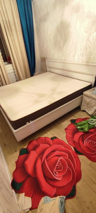 Кровать двуспальная