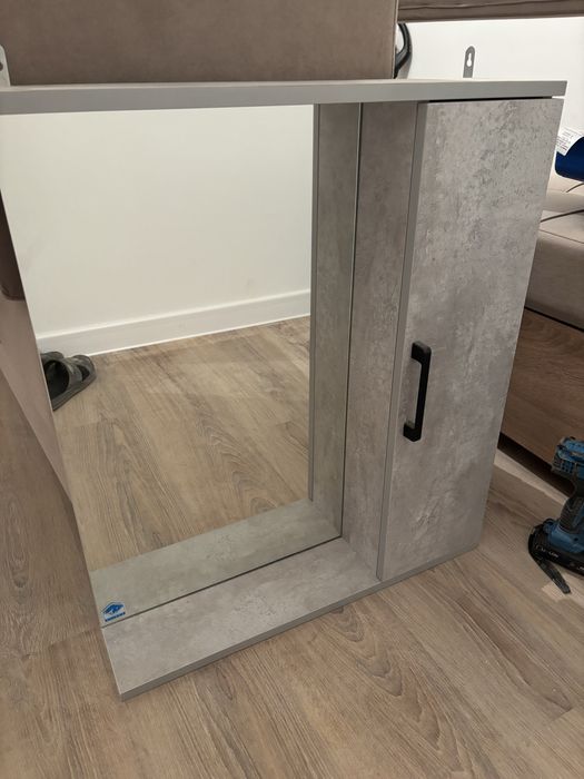 Продам зеркало в ванную