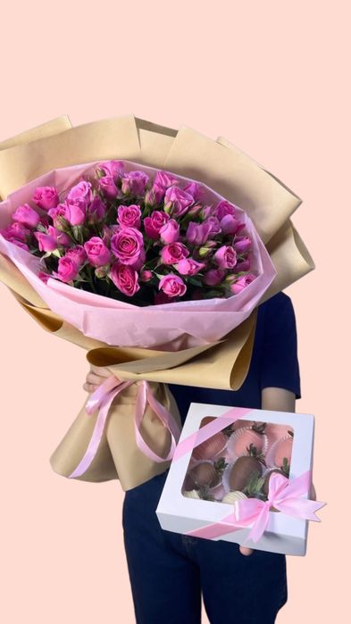 Букеты подарки розы