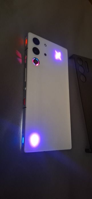 Redmagic 10 pro срочно продаётся