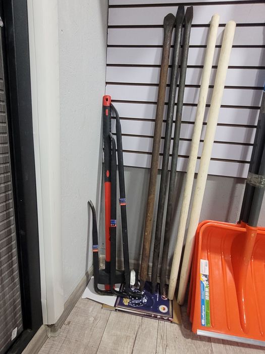 Продам лопату черенок