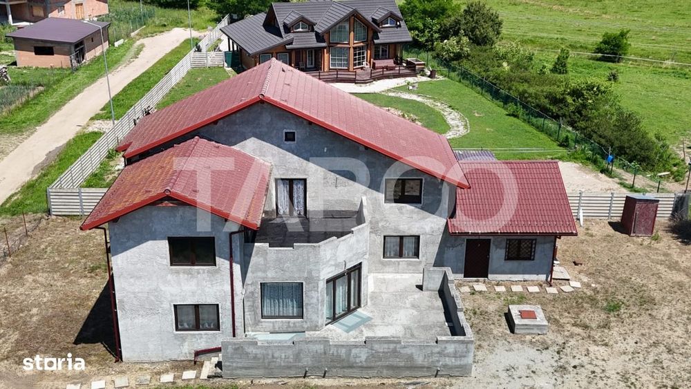 Casa individuala 5 camere 3 bai garaj 497 m teren liber Sat Sercaia