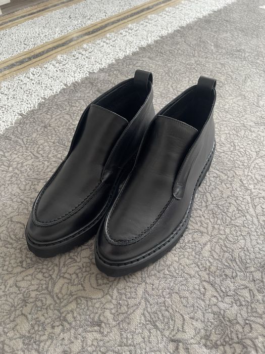 Продам новые лоферы кожа