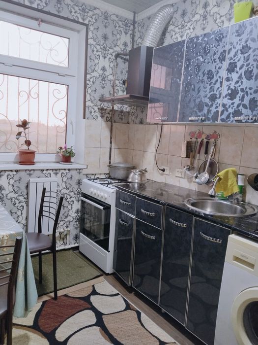 Dom sotiladi 2 xonalik