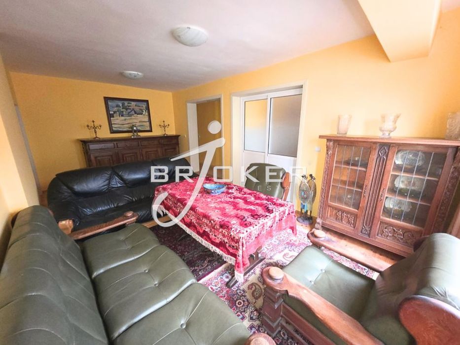 Продава се Къща в Кърджали, Байкал - 510 кв.м за 300 €/кв.м - Снимка #11