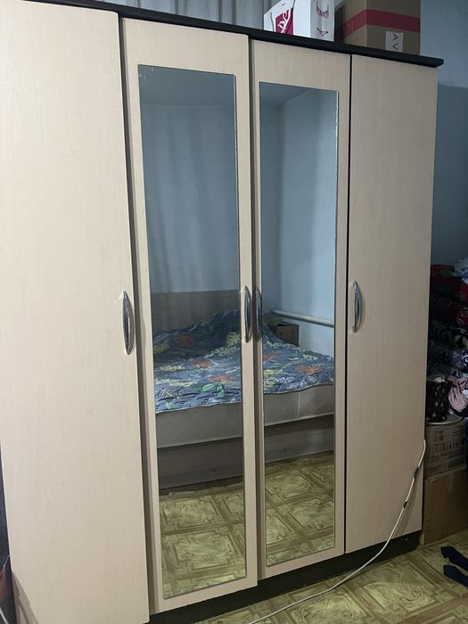 Продам Шифоньер 25000