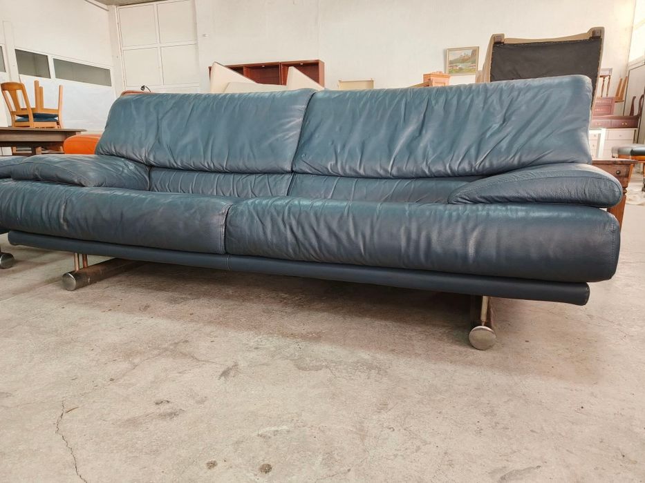 Дивани двойка и тройка от естествена кожа