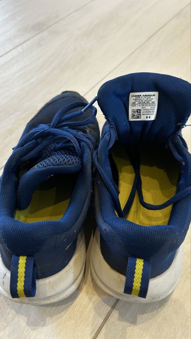 Pantofi Alergare Copii Under Armour nr. 36,5