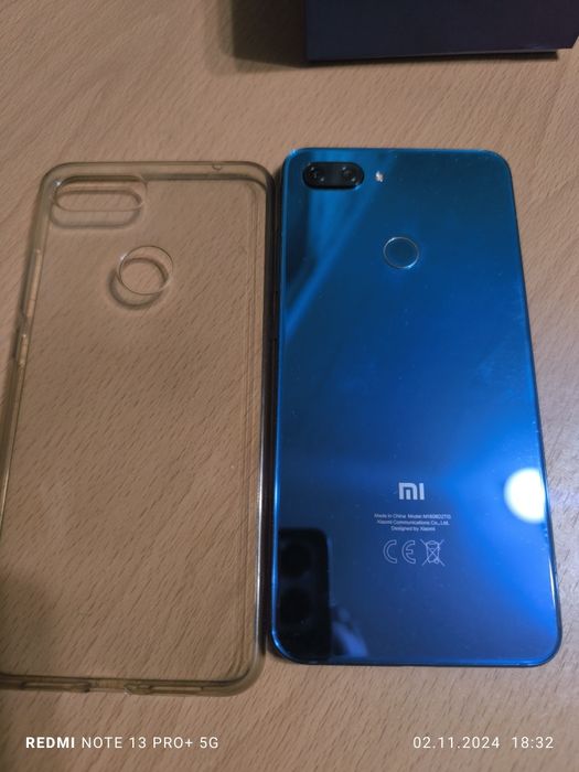 Телефон Xiaomi Mi 8 Lite