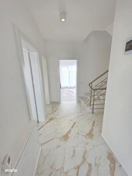 Casa 5 Camere 3 Băi cu Teren 300 mp. Măgurele Ilfov