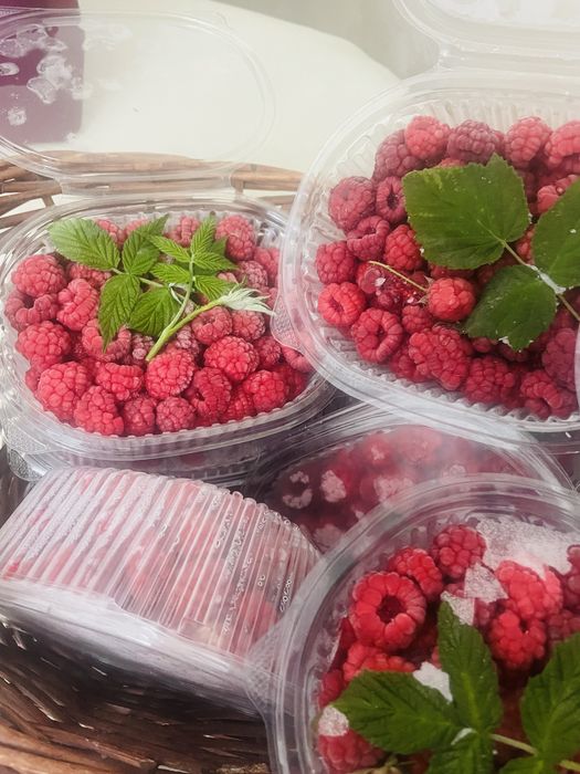 Продам свежемороженую ягоду