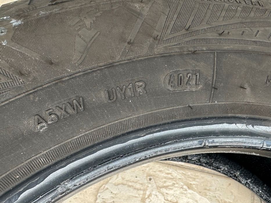 Гуми всесезонни гума 205/60/16” GOODYEAR Vector