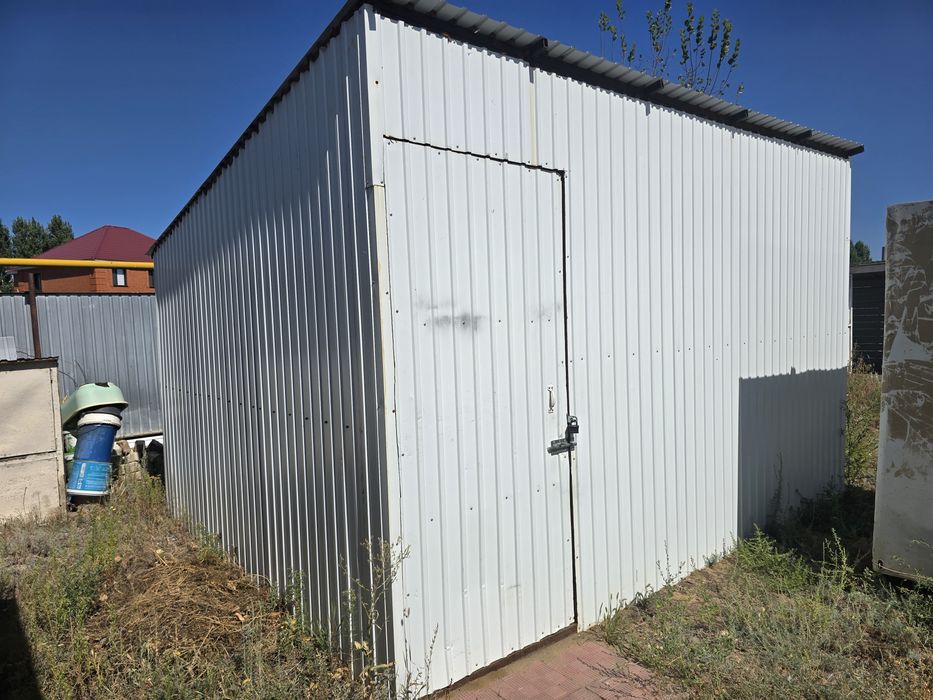 Продам сарай ( контейнер) каркас из металла