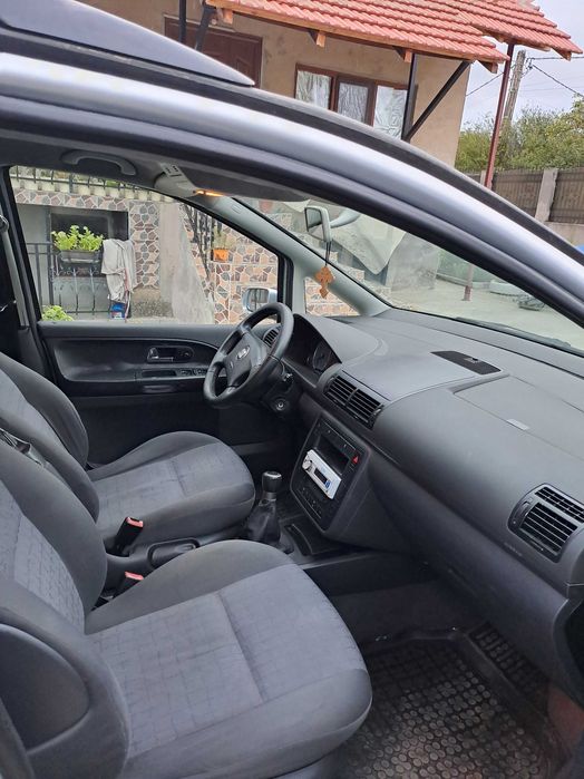 SEAT Alhambra 2008 — imagine 3