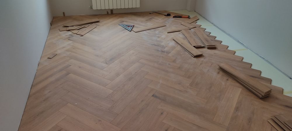 Laminat, Pluntis, dikor.  MASTER