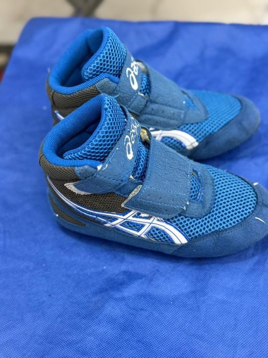 Борцовки синий Бу состояние хорошее