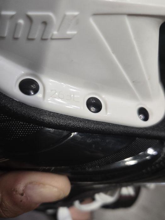 Коньки Bauer новые
