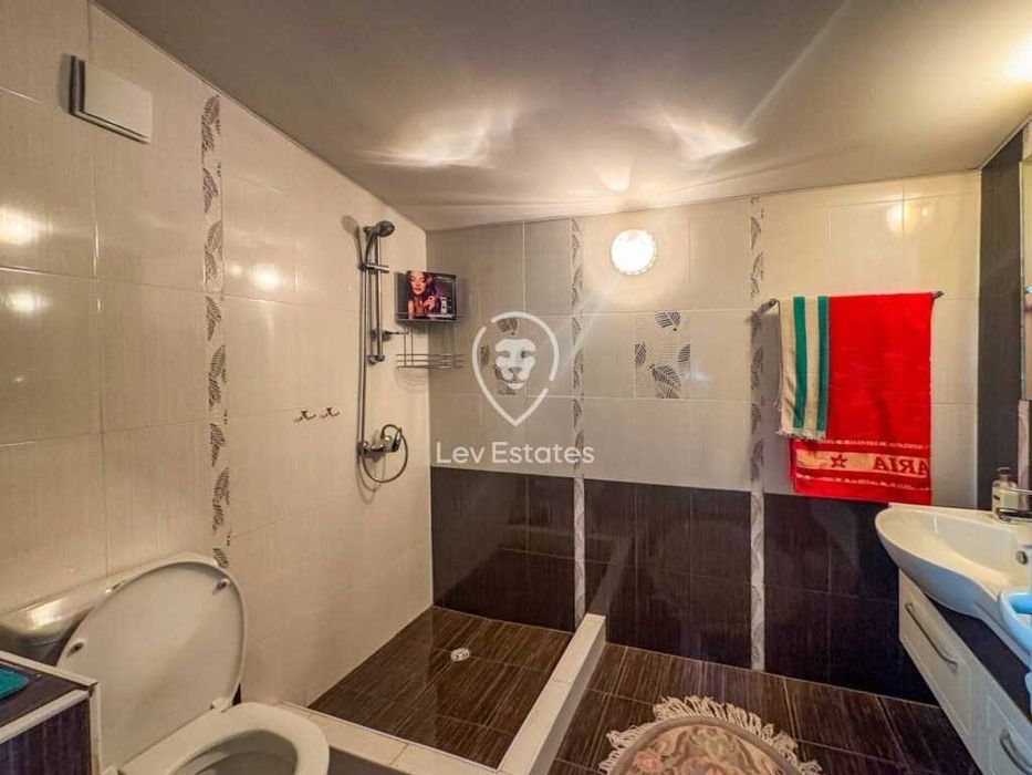 Продава се Къща в Бургас, Сарафово - 120 кв.м за 917 €/кв.м - Снимка #8