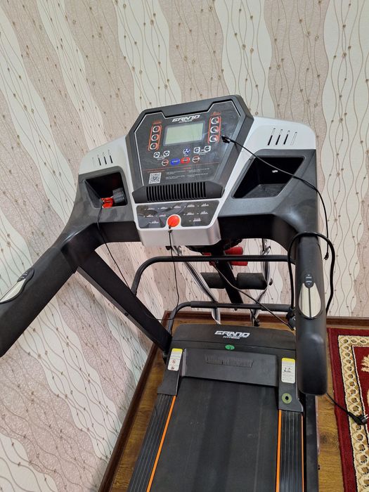 Продается беговая дорожка почти не использованная как новая