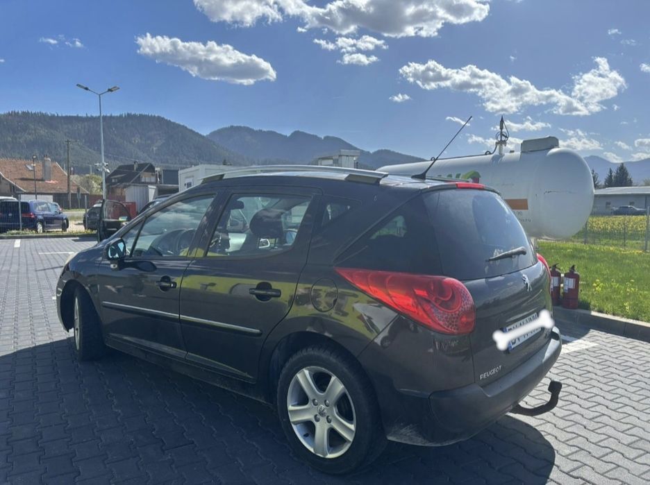 Peugeot 207 sw 2010